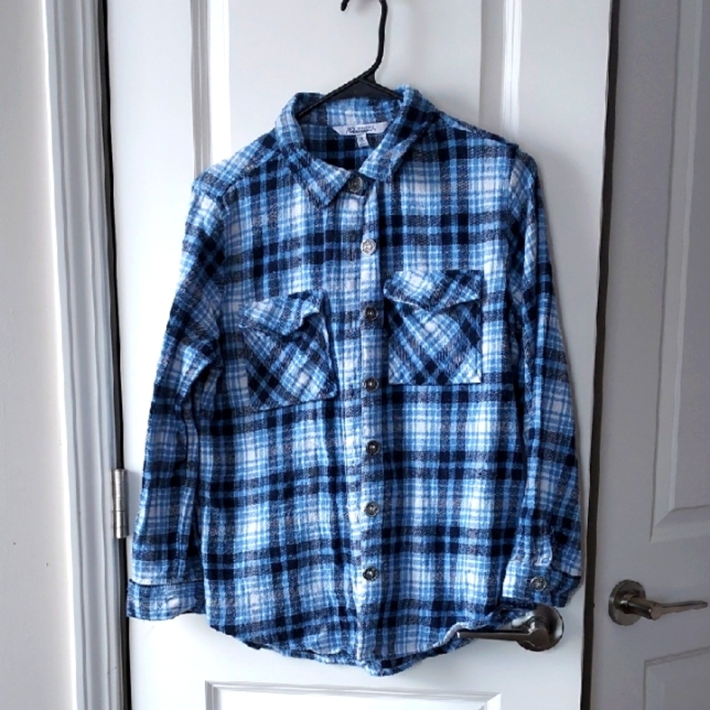 New Directions Blue and White Plaid Shirt Small